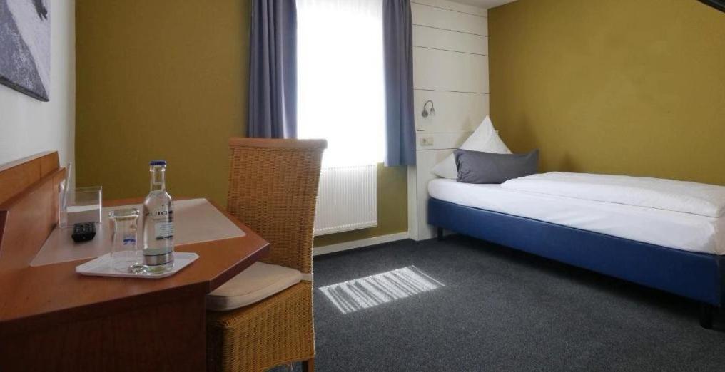 Hotel & Restaurant Huellen Barweiler Zewnętrze zdjęcie