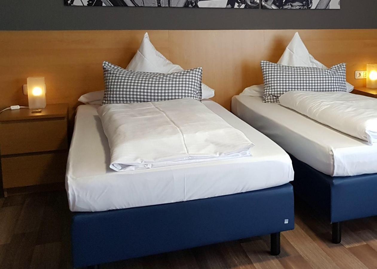 Hotel & Restaurant Huellen Barweiler Zewnętrze zdjęcie