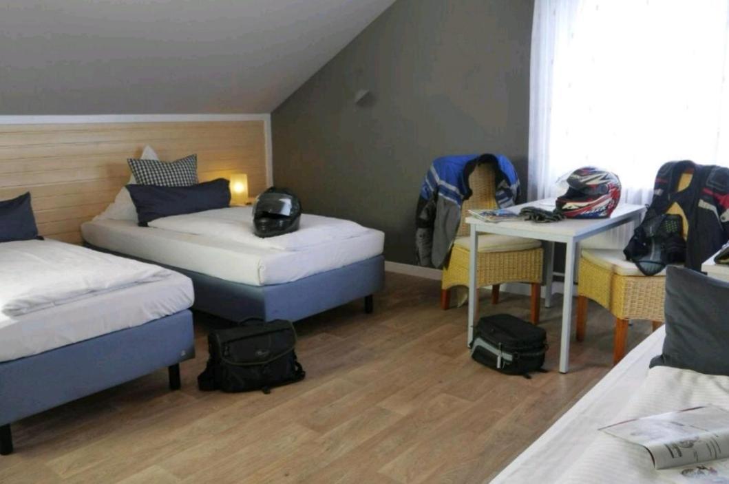 Hotel & Restaurant Huellen Barweiler Zewnętrze zdjęcie