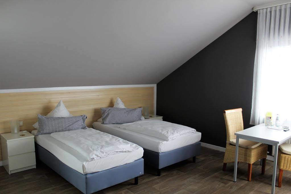Hotel & Restaurant Huellen Barweiler Zewnętrze zdjęcie