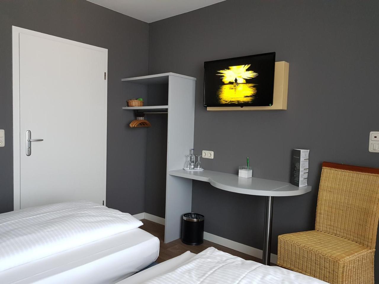 Hotel & Restaurant Huellen Barweiler Zewnętrze zdjęcie